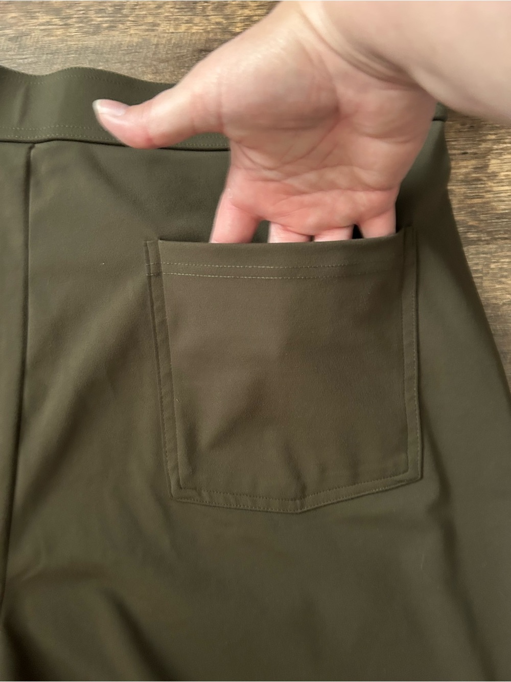 HALARA Wide Leg Olive Green Faux Button-Front Pants NWOT - Picture 4 of 10